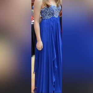 Sherri Hill dress size 2